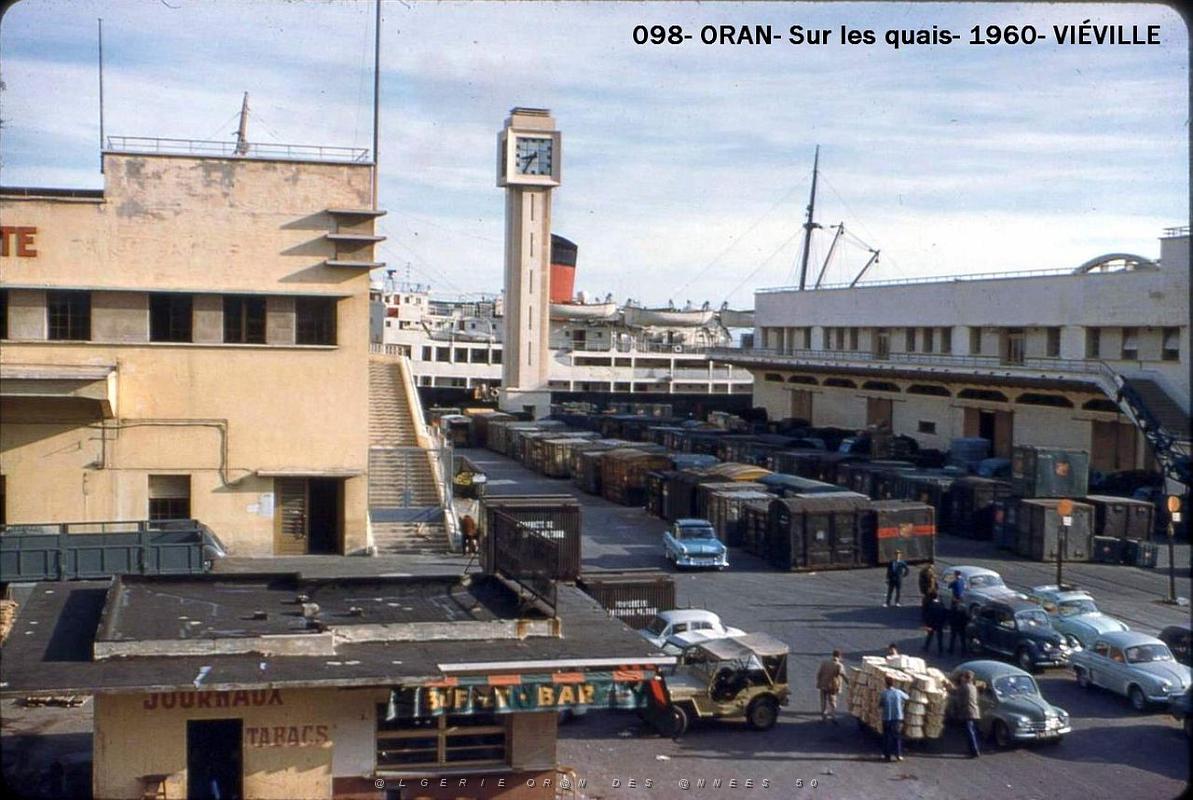 098- Oran- sur les quais- 1960- Vieville.jpg